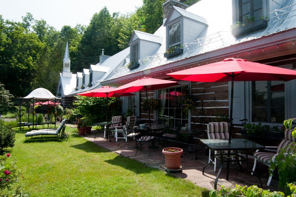 Le Petit Clocher Gite Touristique B & B Saint-Sauveur-des-Monts Eksteriør bilde