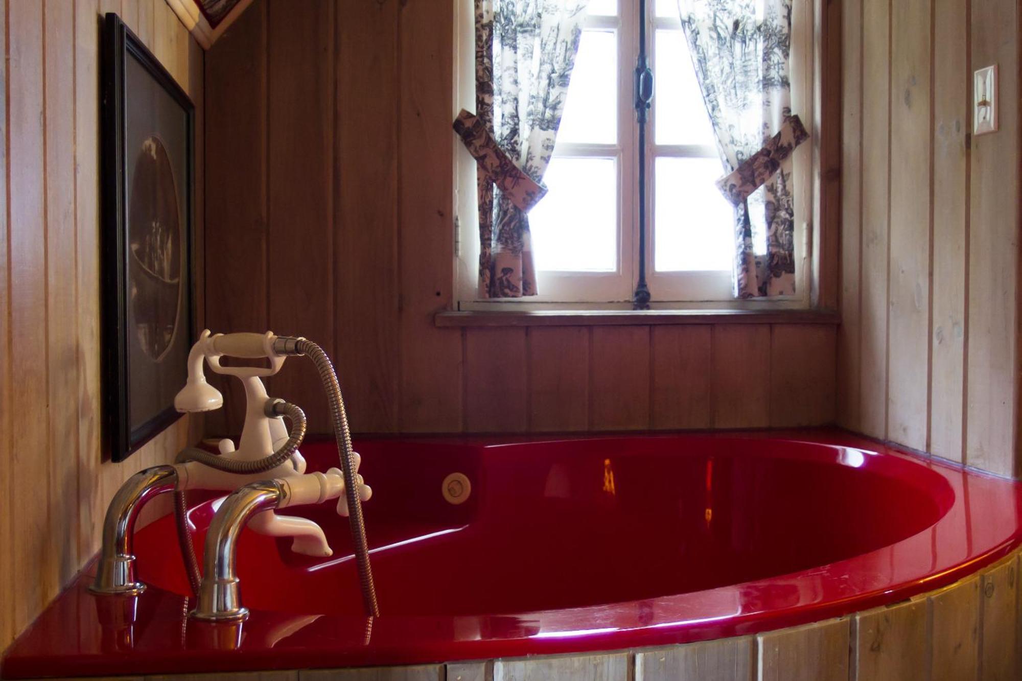 Le Petit Clocher Gite Touristique B & B Saint-Sauveur-des-Monts Rom bilde