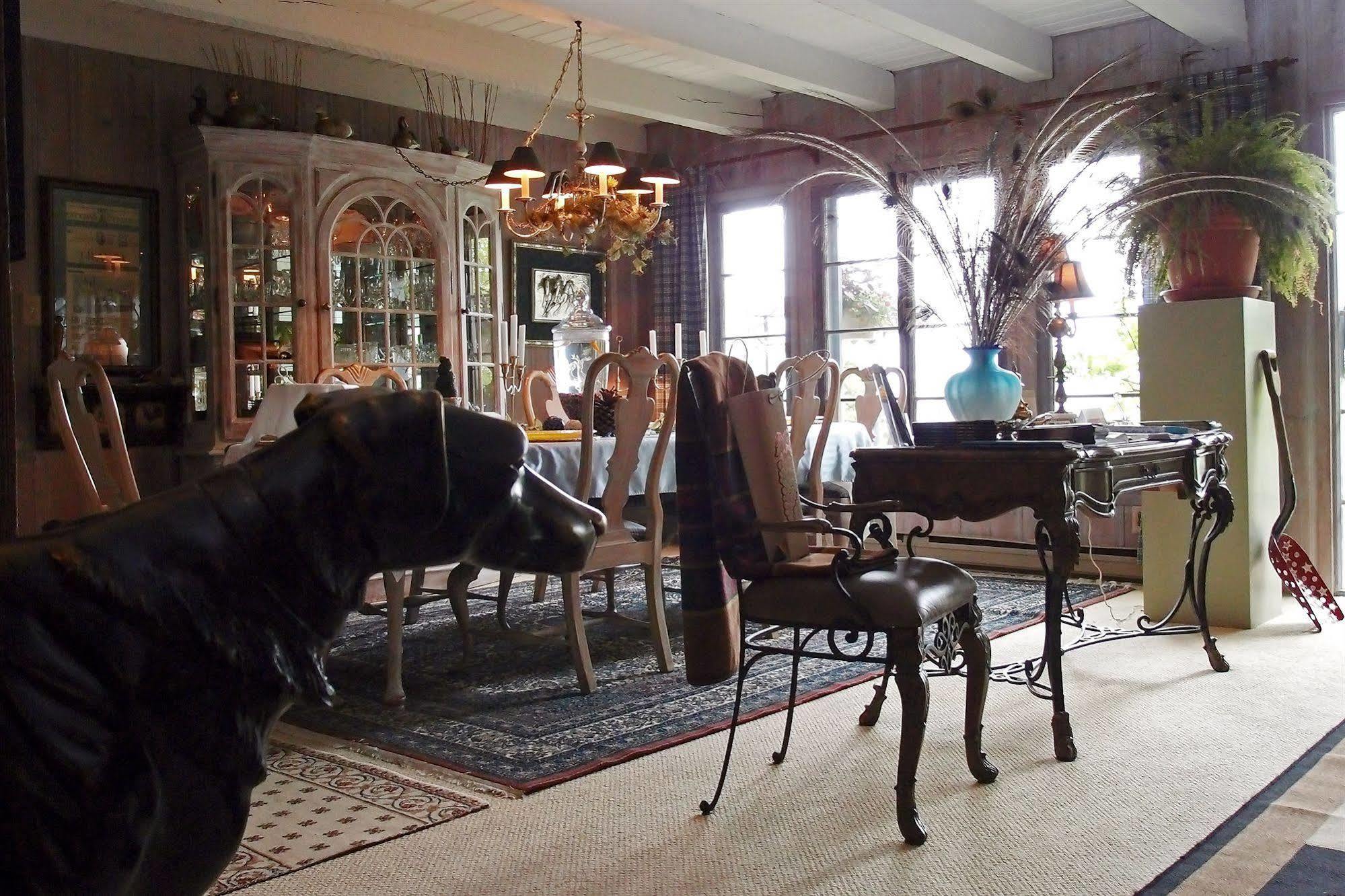 Le Petit Clocher Gite Touristique B & B Saint-Sauveur-des-Monts Eksteriør bilde