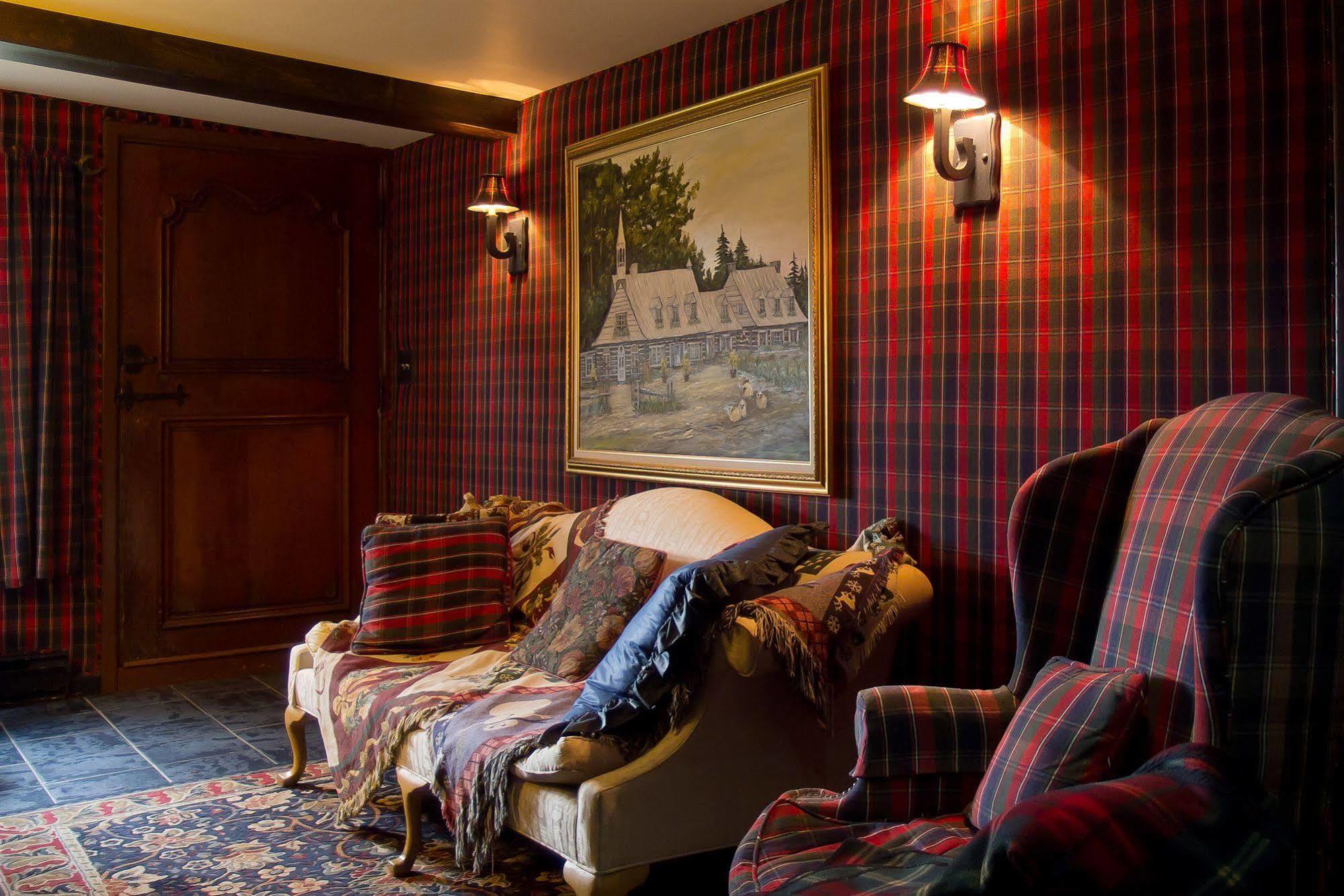 Le Petit Clocher Gite Touristique B & B Saint-Sauveur-des-Monts Eksteriør bilde